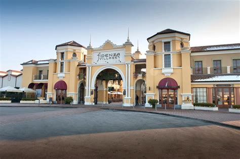 versace outlet fidenza